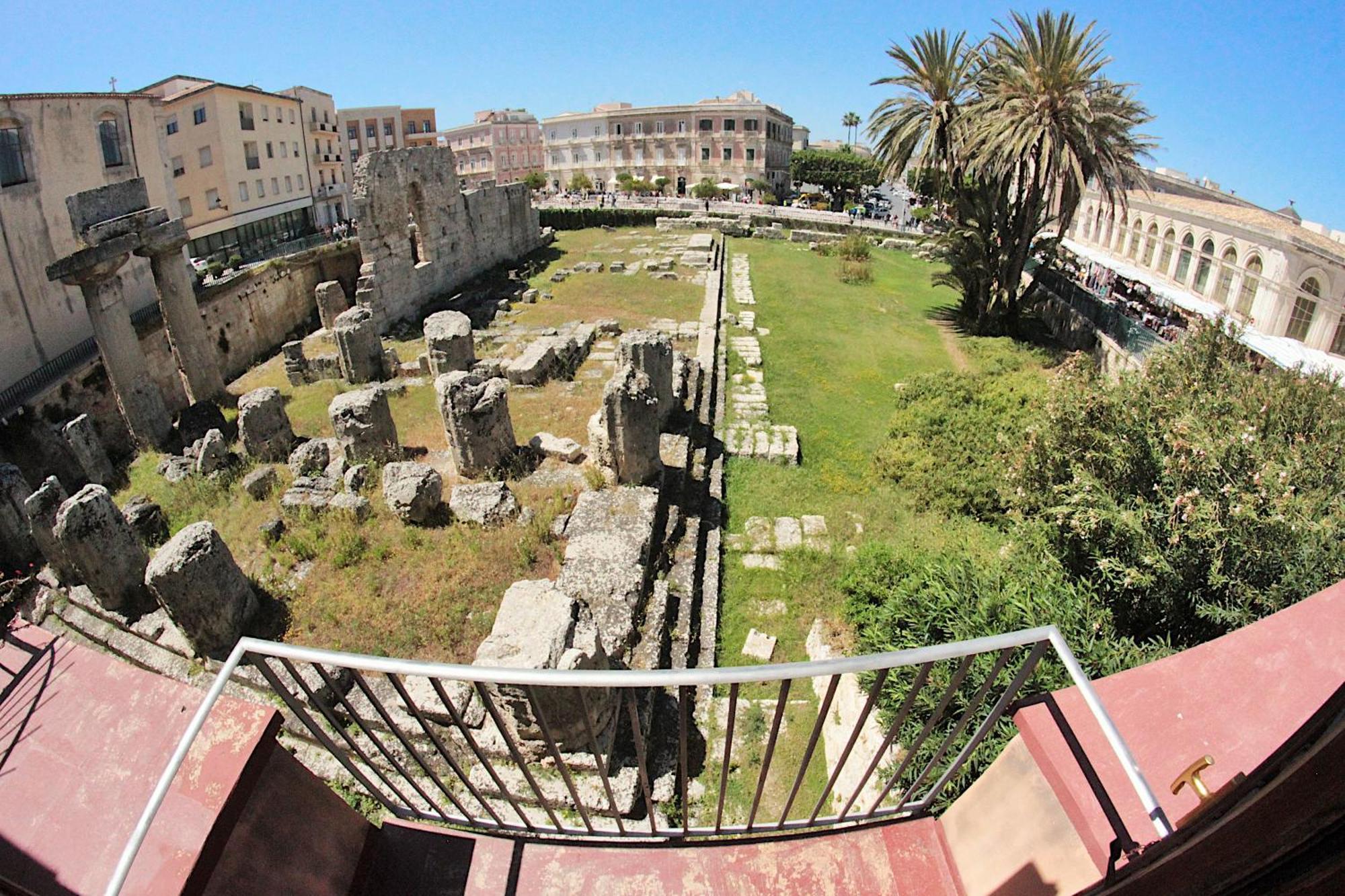 Apollonion Hh Above Apollo'S Temple Ortygia Apartman Szirakúza Kültér fotó